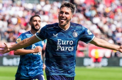 Devler 22'lik golcünün peşinde! İşte Santiago Gimenez'e talip olanlar