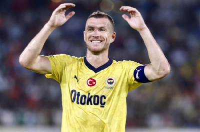 Fenerbahçe’de Dzeko şoku! Boşnak oyuncu İstanbul’dan ayrıldı 