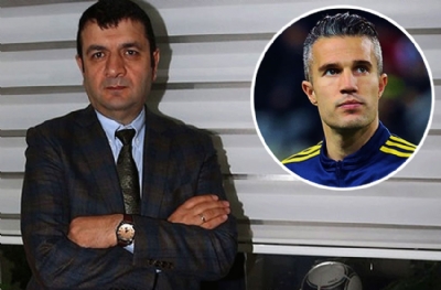 Fenerbahçe'ye van Persie taşı 