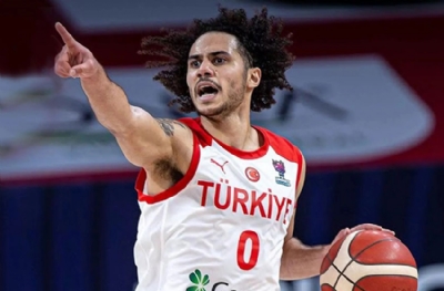 Anadolu Efes açıkladı! Ceza onandı; Larkin artık 'yerli' değil