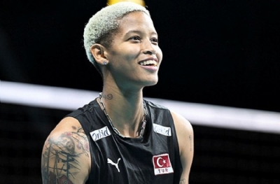 Malatyalı Melissa yıktı geçti