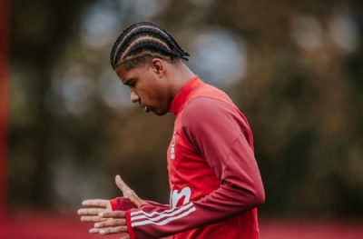 Nottm Forest, Chelsea'ya kazık attı
