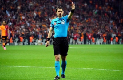 Halil Umut Meler Suudi Arabistan'da maç yönetecek