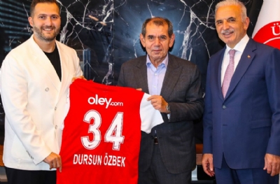 Dursun Özbek'ten Ümraniyespor'a ziyaret