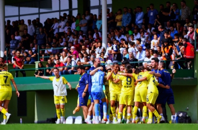 ALG Spor - Fenerbahçe Petrol Ofisi: 1-2 (MAÇ SONUCU)