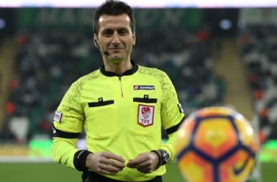 Kasımpaşa - Fenerbahçe maçının VAR'ı Suat Arslanboğa