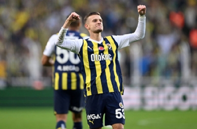 Syzmanski uçuyor! Polonya'da futbol camiası İsmail Kartal'a müteşekkir