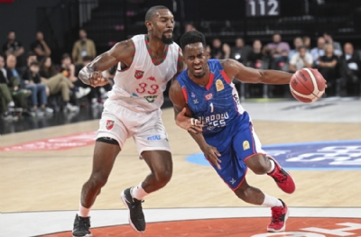Anadolu Efes - Karşıyaka maç sonucu: 101-85