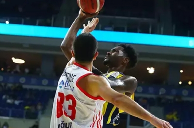 Fenerbahçe Beko'dan Bahçeşehir Koleji'ne 113 sayı