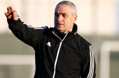 Rıza Çalımbay: Teklifleri kabul etmedim Beşiktaş'ı bekliyorum