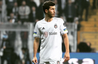 Beşiktaş paraya kıyamadı! Salih Uçan elden kaçıyor!