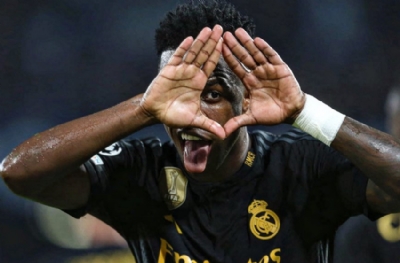 Araplar imzadan da anlamıyor! Vinicius Junior için para saçacaklar