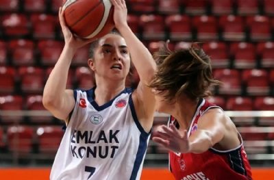 Emlak Konut, Roche Vendee Basket'i rahat geçti