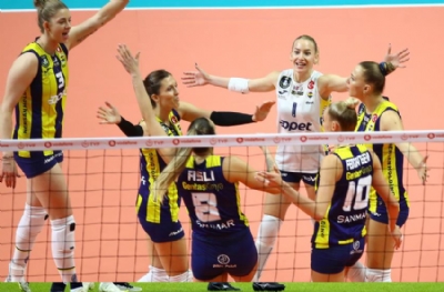 Fenerbahçe Opet set vermedi