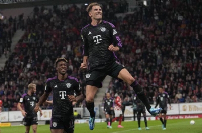 Bayern Münih, Mainz'da ter attı