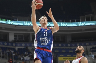 Anadolu Efes'ten Cumhuriyet'in 100. yılına özel forma