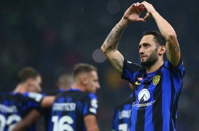 Inter - Red Bull Salzburg: 2-1 (MAÇ SONUCU)