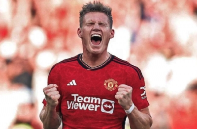 Kumarbaz Tonali yerine geliyor: Scott McTominay