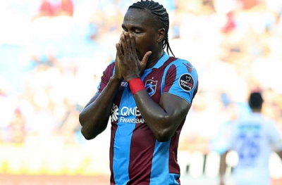 Eski Trabzonsporlu Hugo Rodallega ortalığı karıştırdı