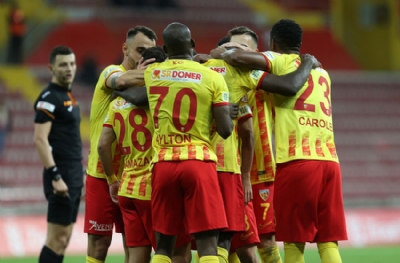 Kayserispor uzatmalarda turladı