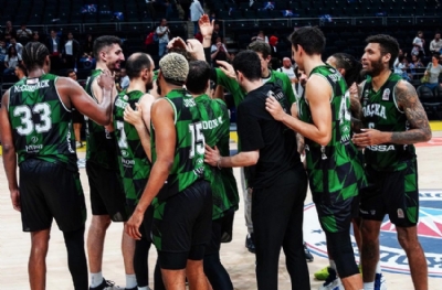 Bahçeşehir Koleji: 86 - Darüşşafaka Lassa: 93
