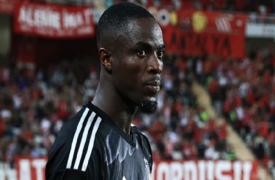 Devre arasında oyundan alınmıştı! Eric Bailly özür diledi