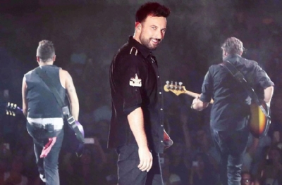 TFF'nin teklifine Tarkan'dan rest! 'Süper Kupa, Türkiye'de oynansın bedava sahneye çıkayım'