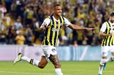 Becao yırtık kasla yarım saat oynadı! Karanlık: Stoper transferine gerek yok