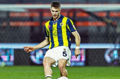 İsmail Yüksek'e linç girişimi!