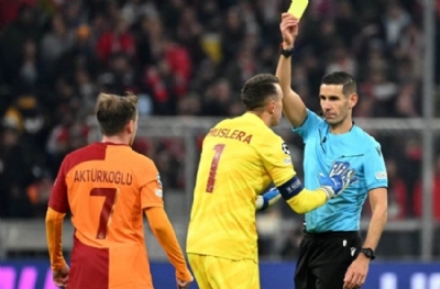 Bayern maçının hakemine korkunç suçlama! 'Kasıtlı ve bilinçli bir karardı'