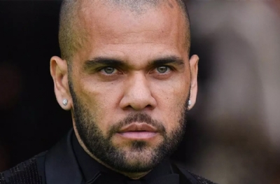 Cinsel saldırıdan tutuklu yargılanan Dani Alves'in 9 yıl hapsi istendi