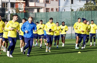 Samet de yok! Fenerbahçe tamamen stopersiz kaldı! Giden gelmiyor! Bu nasıl iştir