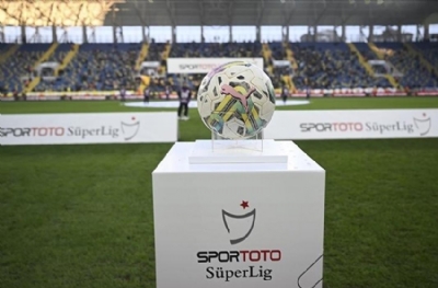 Türk futbolunun play-off intiharı! Gelecek sezon 76 maça çıkacak futbolcu