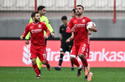 Ümraniyespor - Güneş Holding Çankayaspor: 2-1 (MAÇ SONUCU)