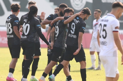 Manisa FK: 3 - GMG Kastamonuspor: 0