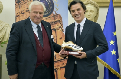 İtalya'dan Montella'ya ödül