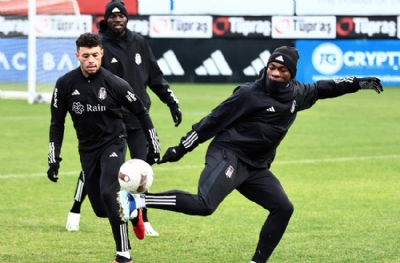 Beşiktaş'ın derbi kamp kadrosu belli oldu