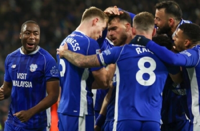 Erol Bulut kötü gidişe 'Dur' dedi! Cardiff, Sivaslı ile güldü