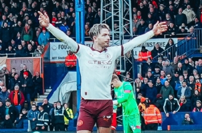Manchester City, Luton Town'ı 2-1 yendi