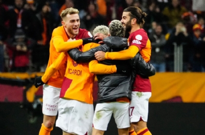 Danimarka polisi abarttı! Galatasaray forması bulmak için donlarına kadar aranacaklar