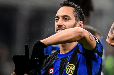 Premier Lig devleri Hakan Çalhanoğlu'na talip! Liverpool ve Chelsea yarışıyor!