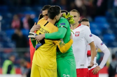 Juve ve PSG'den dev takas! Donnarumma - Szczesny