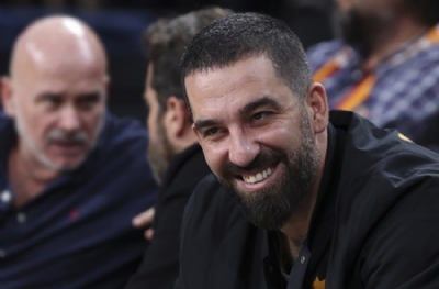 'Sen konuşma bari Arda Turan'
