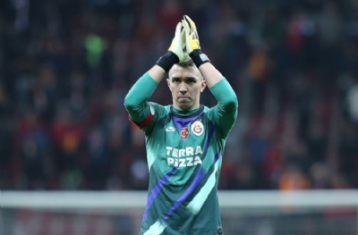 Muslera'ya İstanbul müjdesi