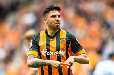 Ozan Tufan attı Hully City kazandı