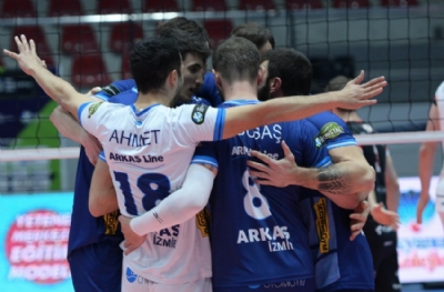 Arkas Spor, CEZ Karlovarsko'yu 3-1'le geçti