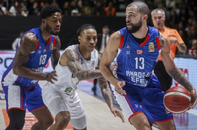 Beşiktaş Emlakjet - Anadolu Efes maç sonucu: 85-77