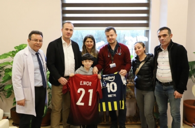 Emre Mor'dan alkışlanacak davranış