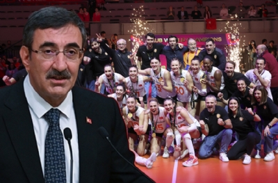 Cumhurbaşkanı Yardımcısı Yılmaz, Eczacıbaşı Dynavit ve VakıfBank'ı kutladı