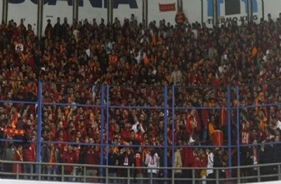 İl Spor Güvenlik Kurulu açıkladı! Fenerbahçe - Galatasaray derbisi için seyirci kararı!